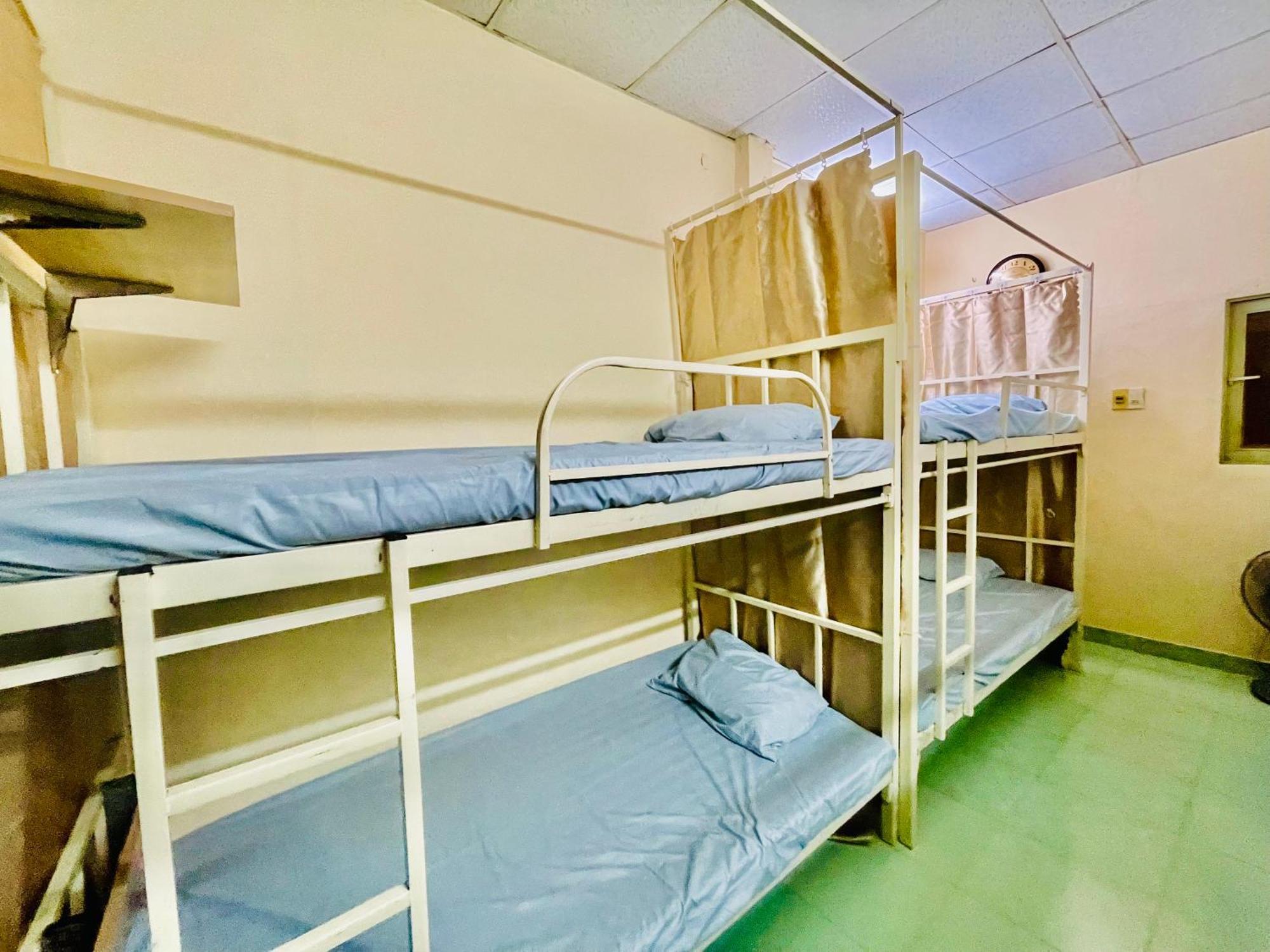 花ren Hostel Ho Chi Minh City Exterior photo